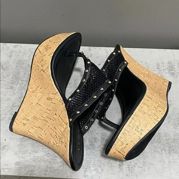 VENUS Black and Tan Beaded Mesh Wedge Sandals Size 8 - Picture 9 of 13